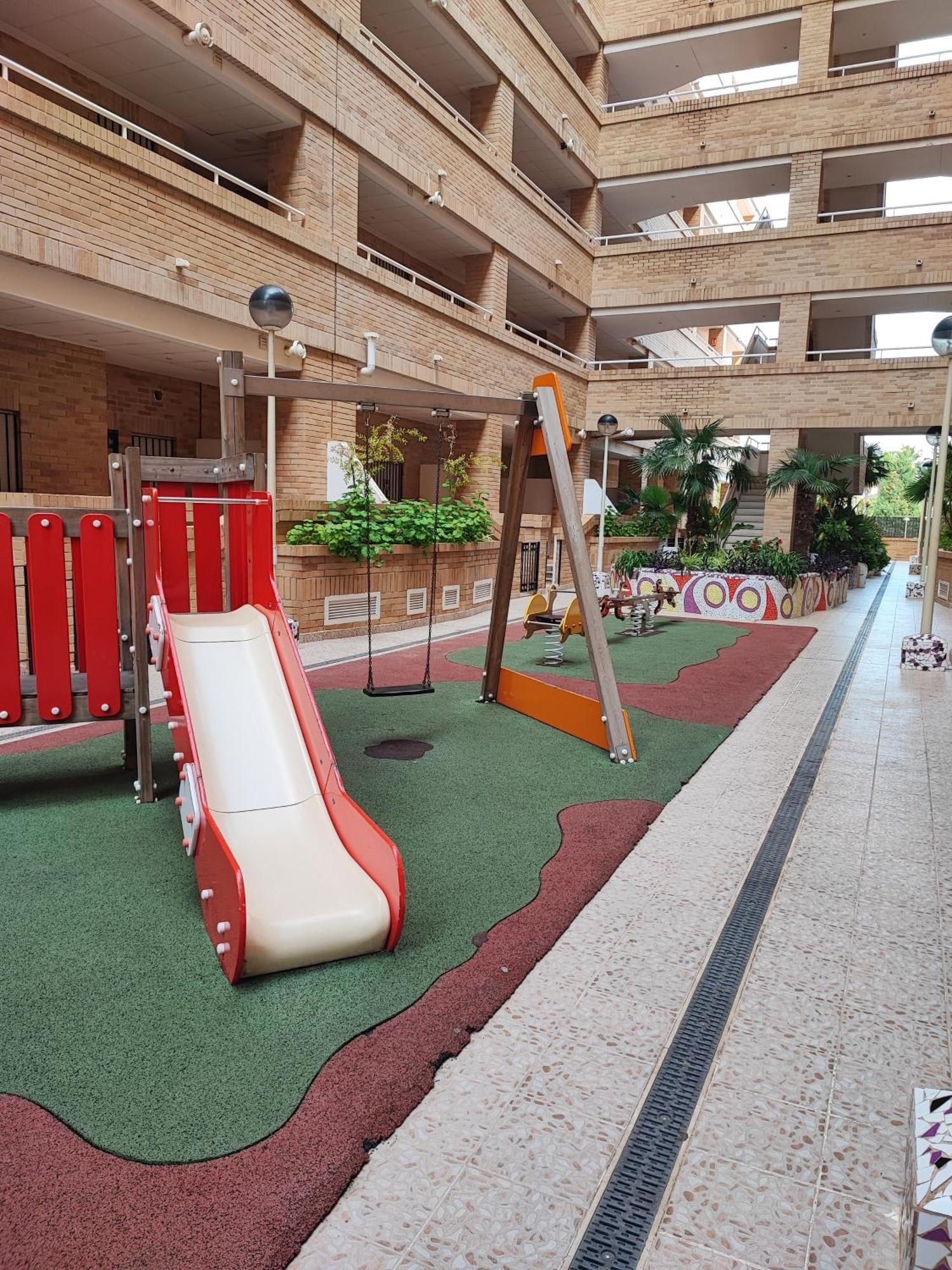 אורופסה דל מר Magic World Apartamento Lyz Y Mar מראה חיצוני תמונה