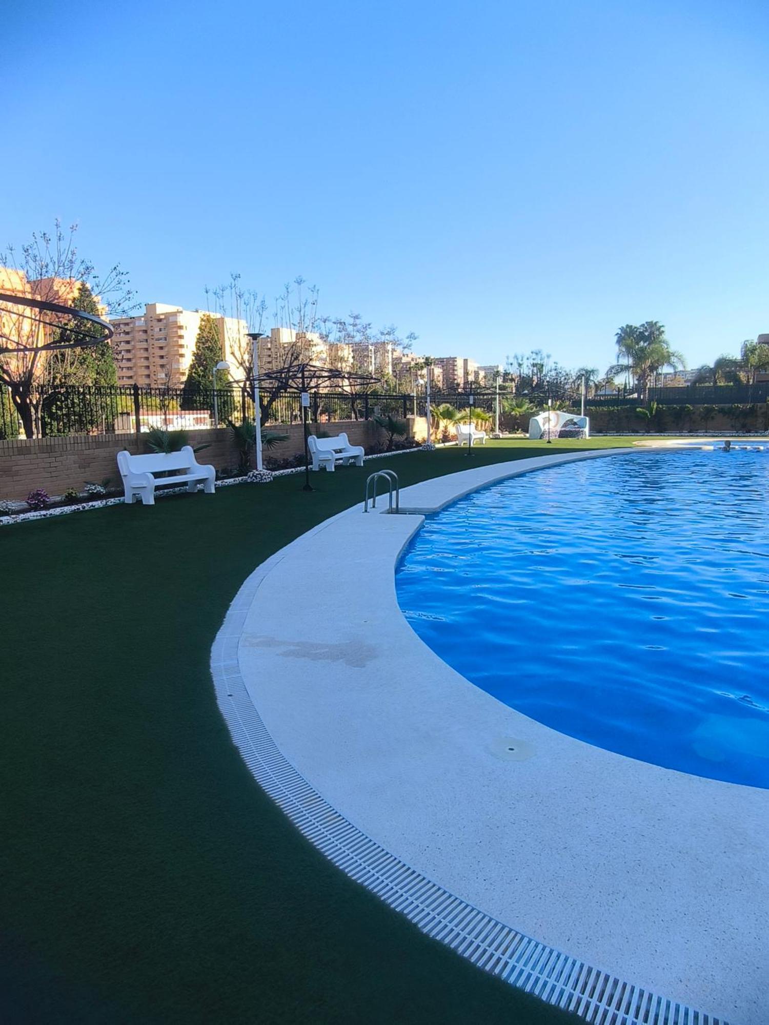 אורופסה דל מר Magic World Apartamento Lyz Y Mar מראה חיצוני תמונה